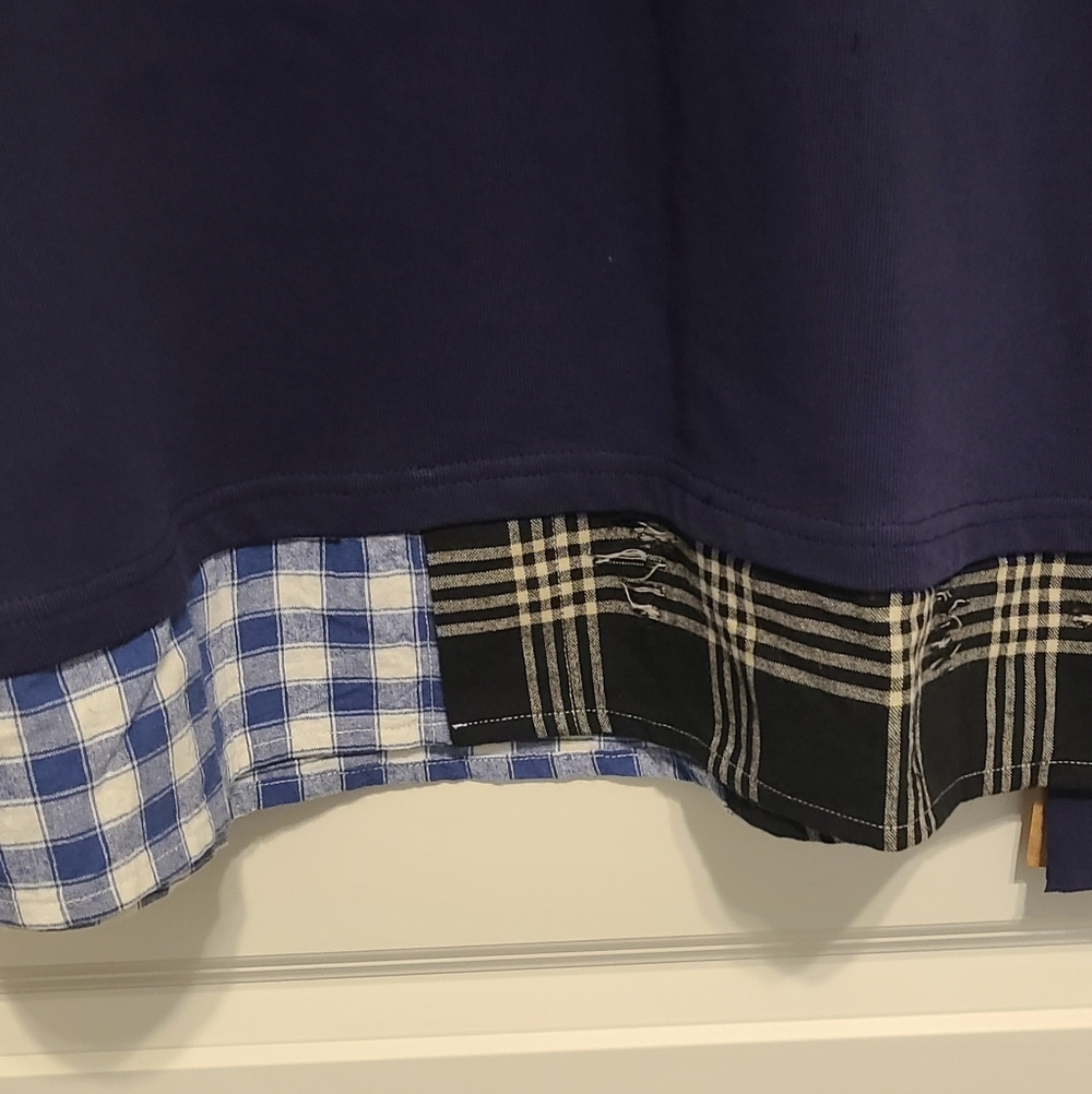 Men's Navy Blue Patchwork Tee with Plaid Accents - Picture 4 of 6